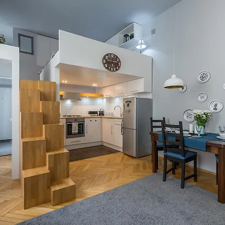 Apartament Conforte Old Town Апартаменты